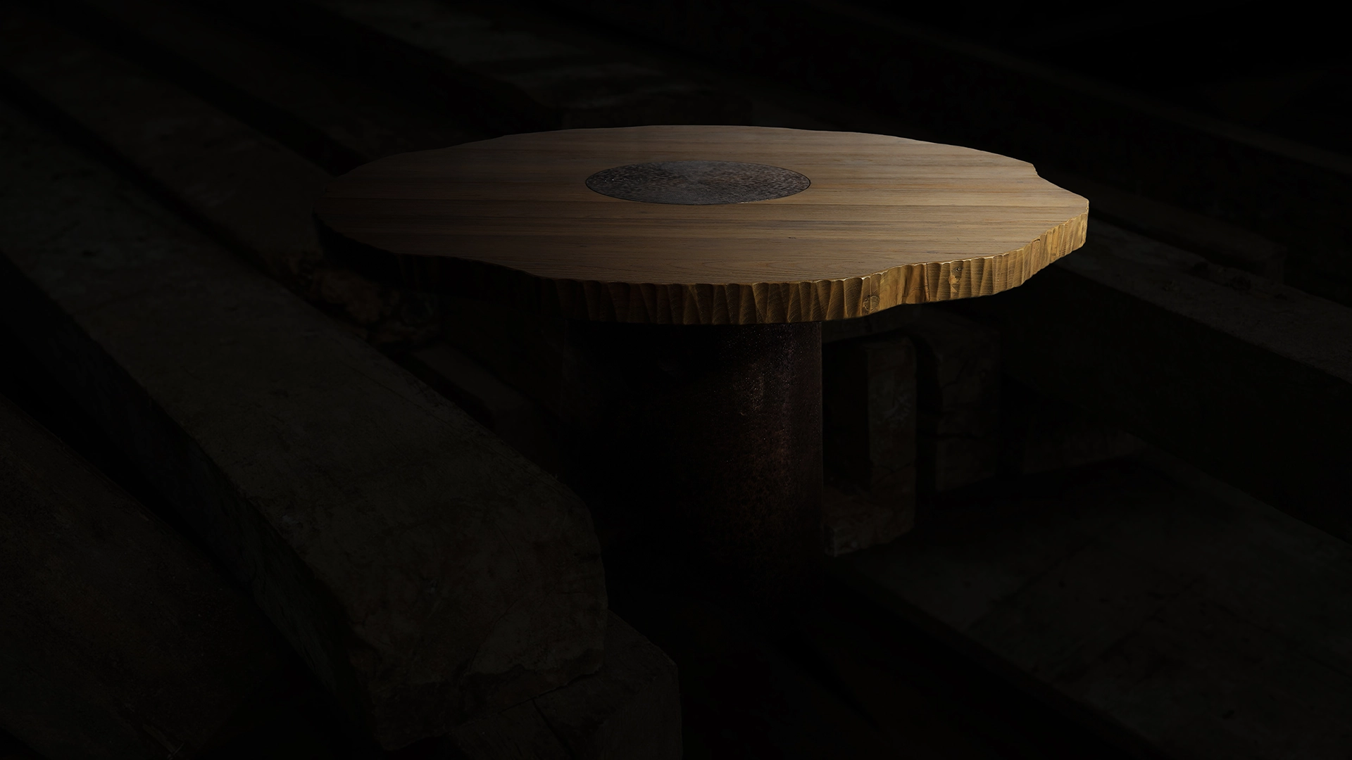 Reclaimed teak wood coffee table with carved edge detail featured in Nusantara Lifestyle’s sustainable furniture collection at Green Design Show 2026.
